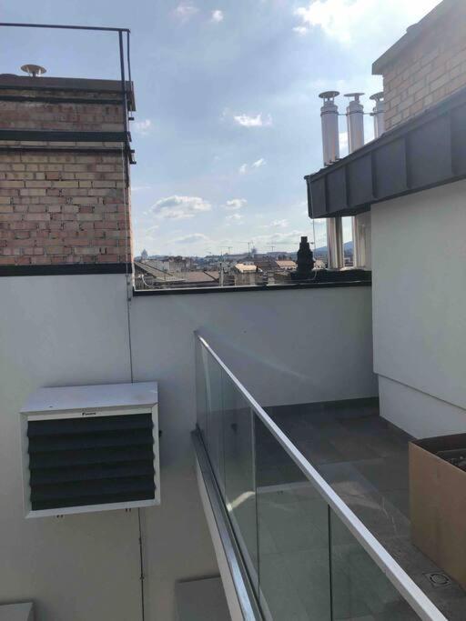 Luxury Cozy 2 Bdr Downtown Apt.4 부다페스트 외부 사진