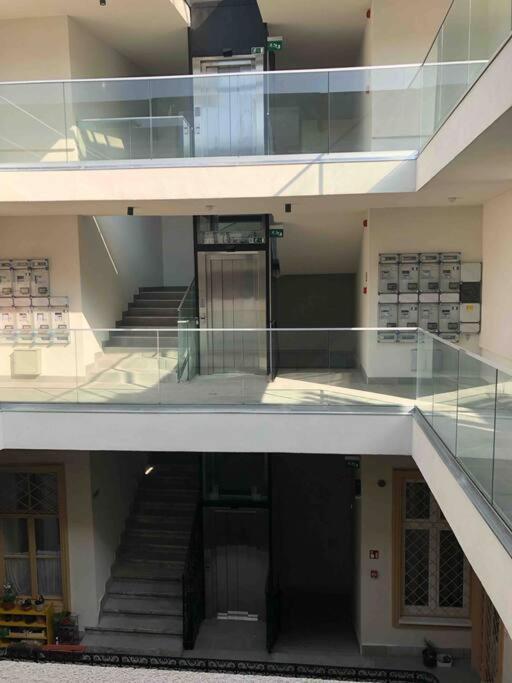 Luxury Cozy 2 Bdr Downtown Apt.4 부다페스트 외부 사진