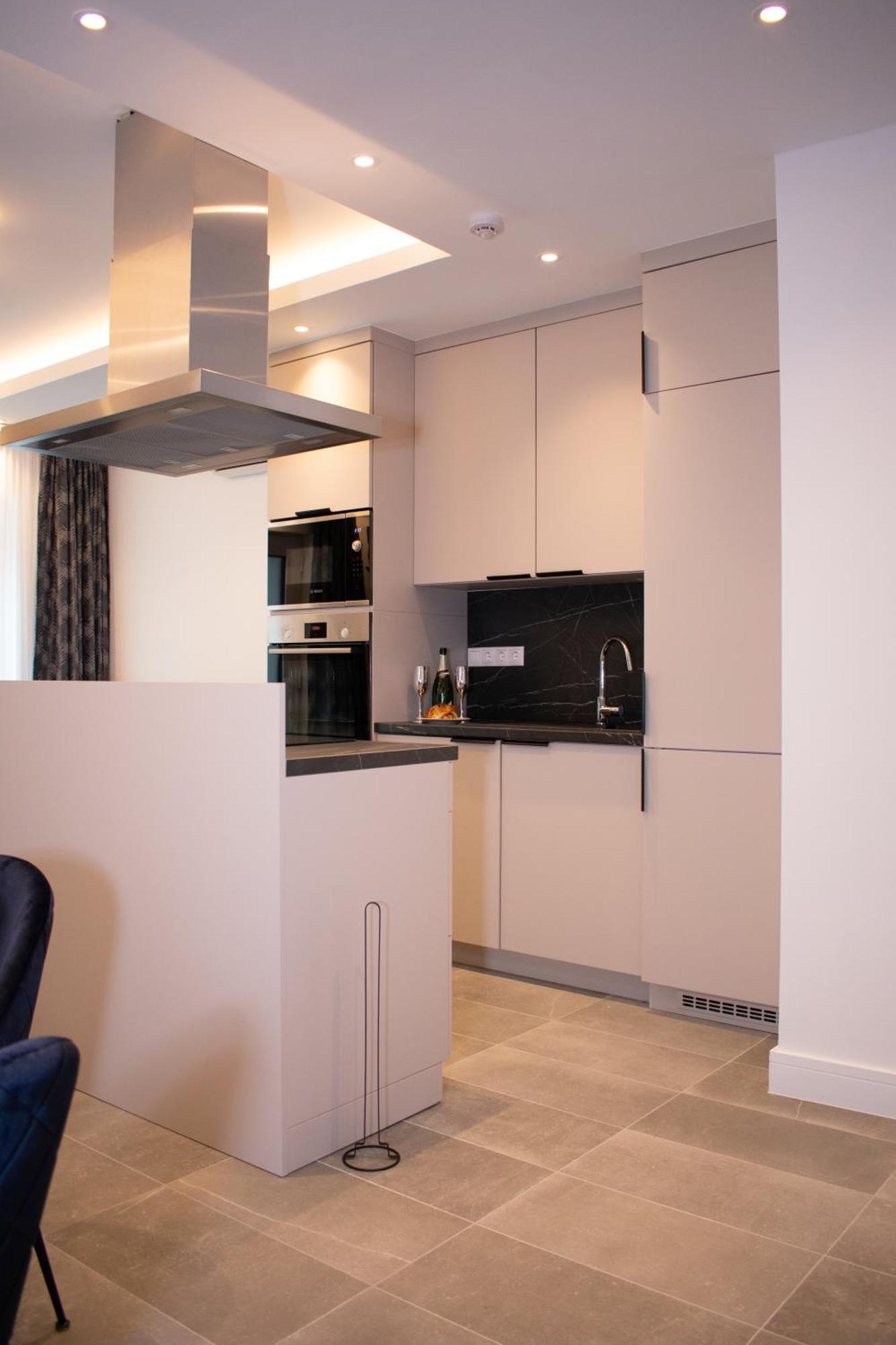 Luxury Cozy 2 Bdr Downtown Apt.4 부다페스트 외부 사진